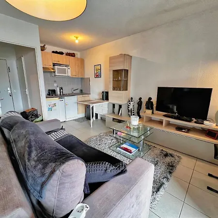 Grand Studio, Coin Nuit Séparé, Terrasse Et Garage Privatif Appartamento Royan